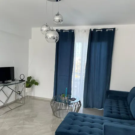 Latsi Blue 16 Brand New Daire Polis